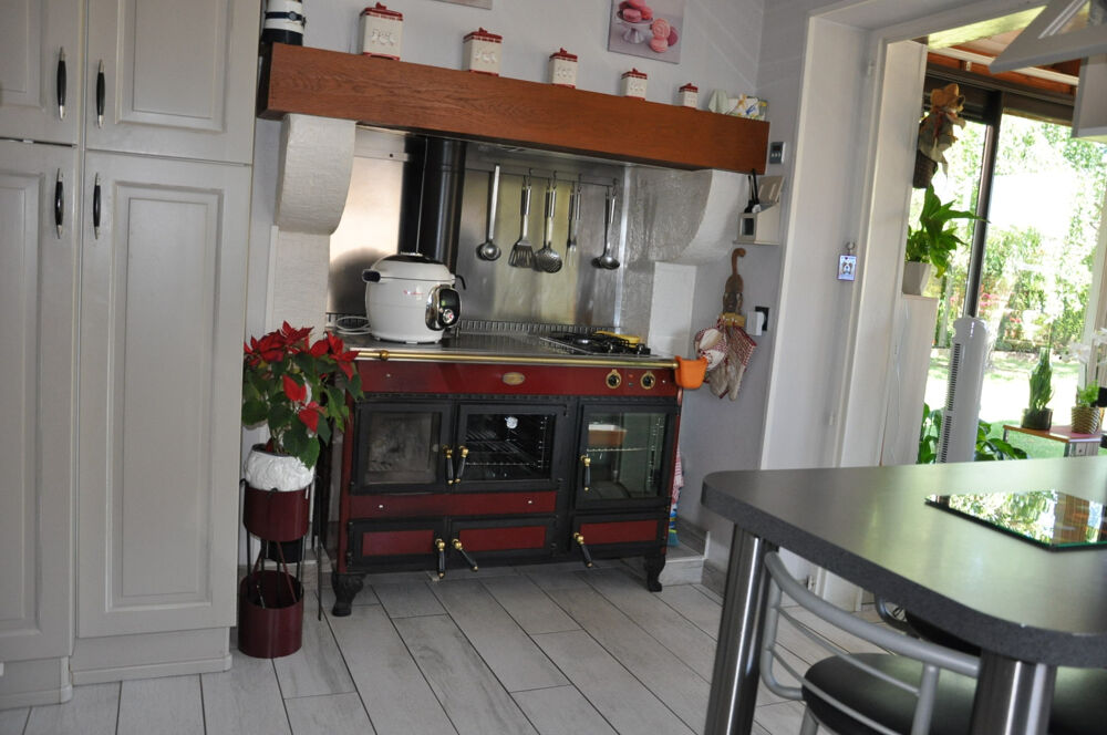 Vente Maison Belle maison de campagne, avec 3 chambres et dépendances Lapalisse