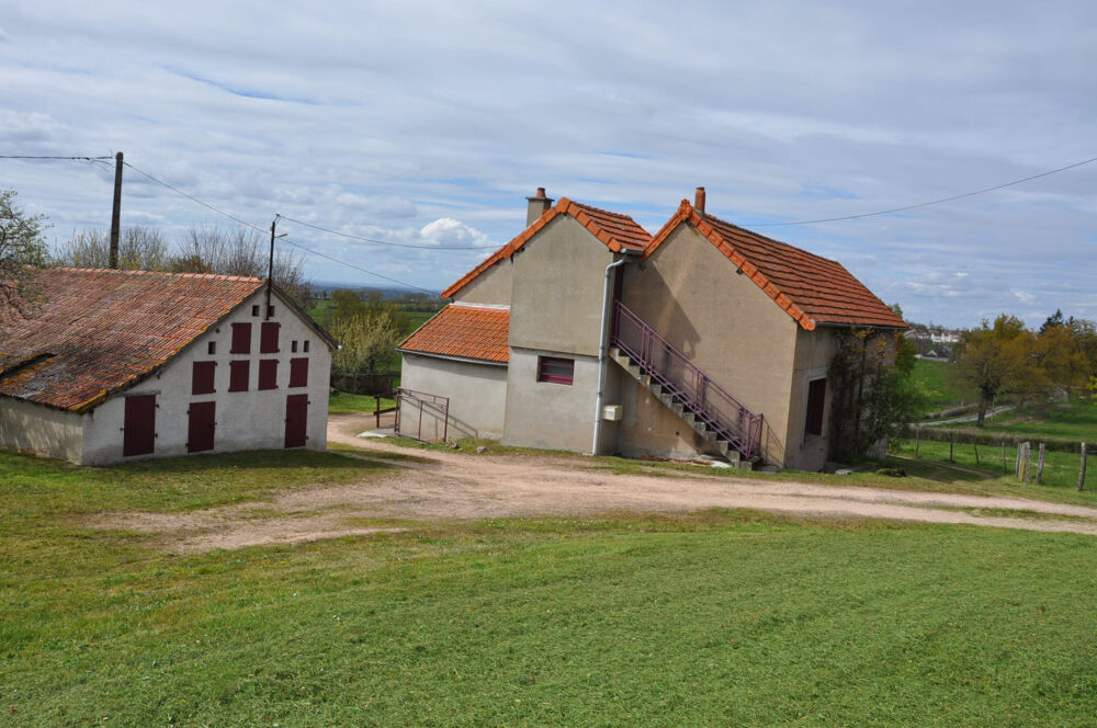 Maison 4 pièces 78 m² · à Lapalisse · 78 m² · 100 000 €