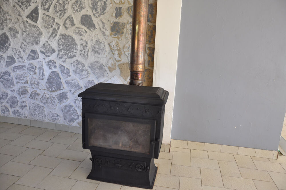 Beau pavillon avec 4 chambres à rafraichir, terrain de 2001 m2