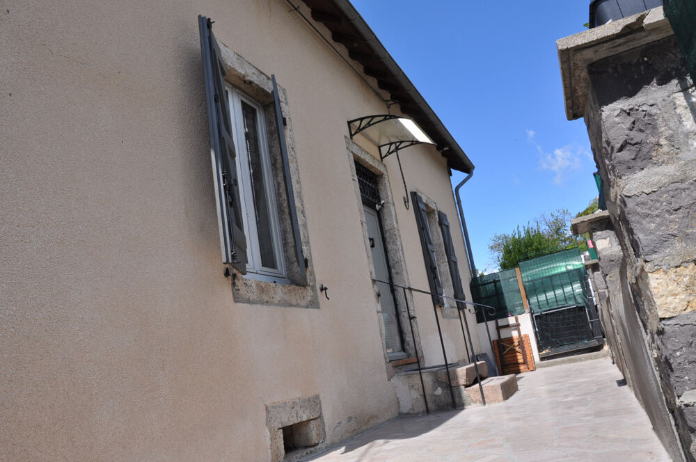 Grande maison familiale à la campagne avec 4 chambres et terrain de 3583 m2