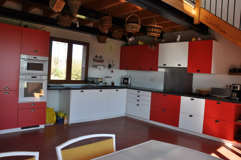 Vente Maison Belle villa atypique de 165 m2, avec une parcelle de terrain de 12327 m2 Le donjon