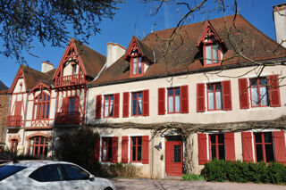  Propriété/château à vendre 15 + pièces 573 m²