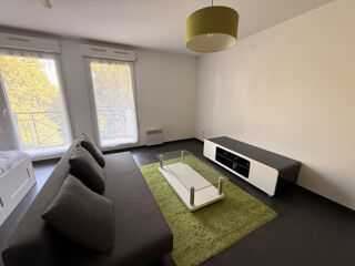  Appartement à louer 1 pièce 38 m²