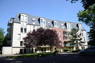  Appartement à louer 1 pièce 38 m²