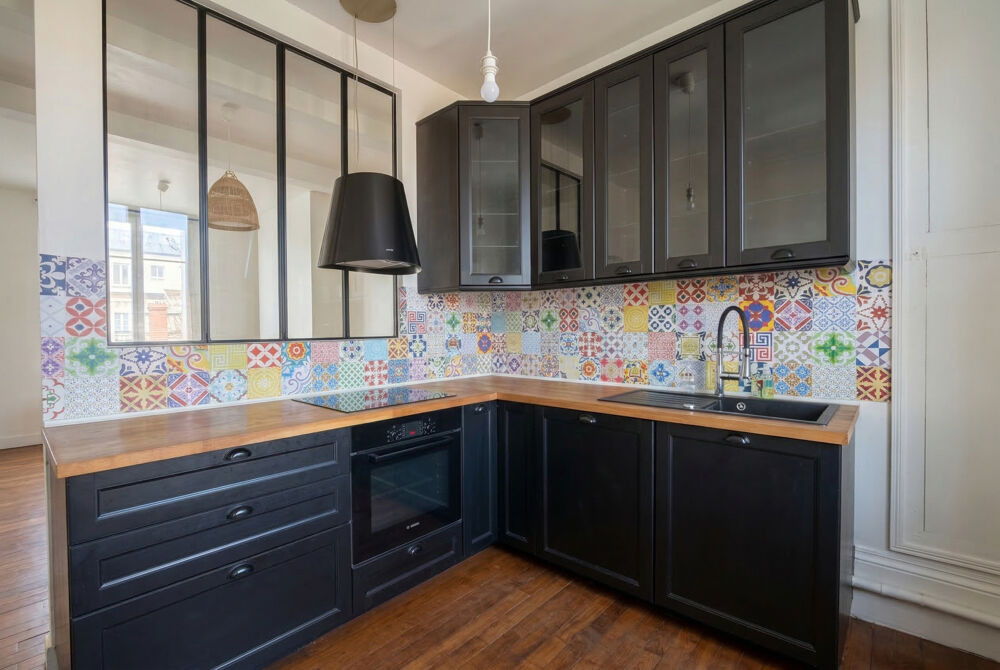 Faubourg Saint Jean, appartement 3 pièces 56.80m2 rénové, vendu loué, avec garage