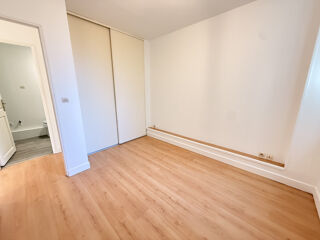  Appartement à louer 2 pièces 40 m²