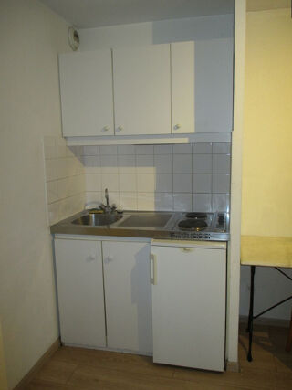  Appartement à louer 1 pièce 24 m²