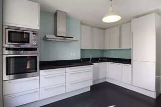  Appartement  vendre 4 pices 205 m