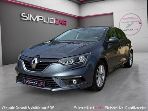 Megane IV M&eacute;gane IV Berline dCi 110 Energy Life 2016 occasion 19360 MALEMORT