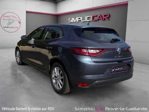Megane IV M&eacute;gane IV Berline dCi 110 Energy Life 2016 occasion 19360 MALEMORT