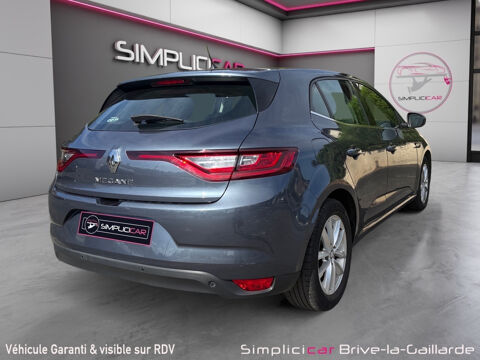 Megane IV M&eacute;gane IV Berline dCi 110 Energy Life 2016 occasion 19360 MALEMORT