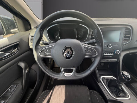 Megane IV M&eacute;gane IV Berline dCi 110 Energy Life 2016 occasion 19360 MALEMORT