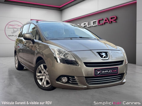 Peugeot 5008 1.6 e-HDi 115 ch ETG6 - 7 PLACES