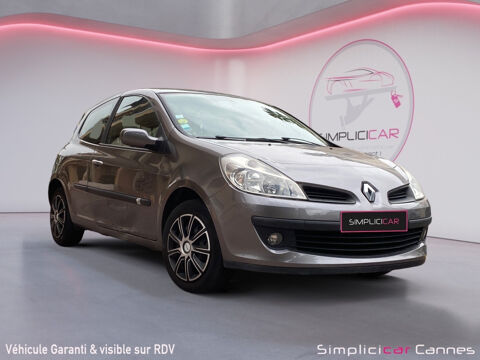 Renault Clio III Clio 1.6 16V 110 Dynamique Proactive A 2009 occasion Cannes 06400