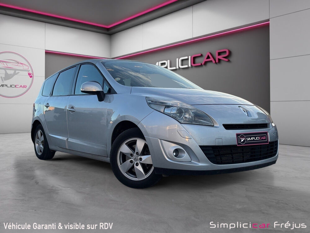 Grand Sc&eacute;nic III dCi 130 Dynamique 7 pl 2009 occasion 83480 Puget-sur-Argens