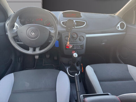 Clio III dCi 90 eco2 Expression Clim 2011 occasion 13600 LA CIOTAT
