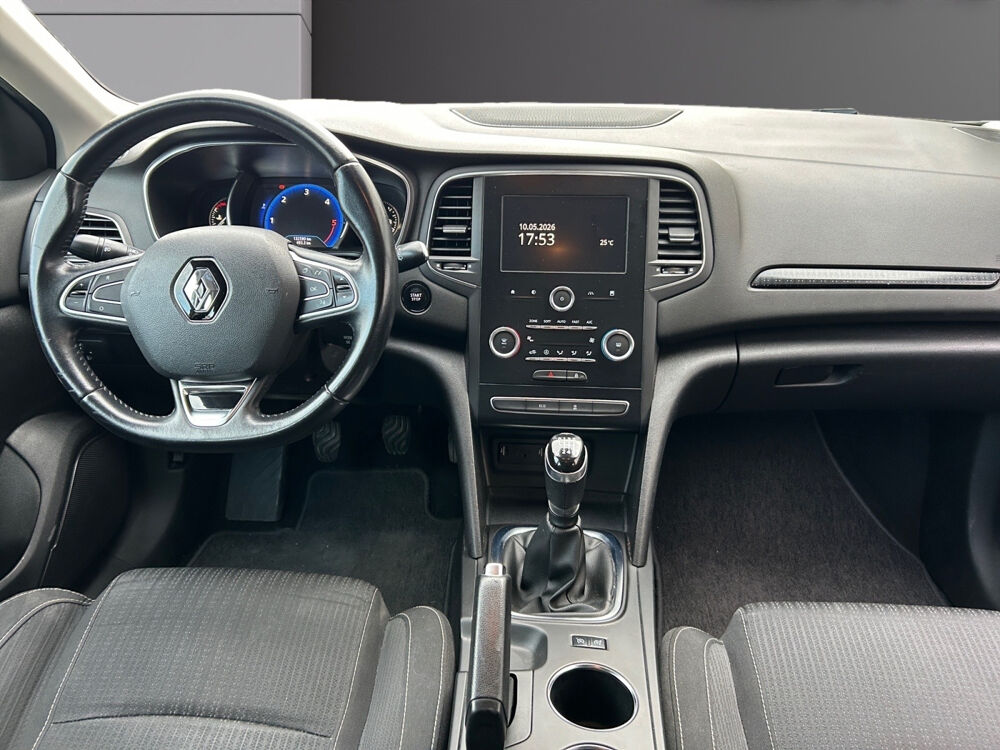 Megane IV M&eacute;gane IV Berline dCi 90 Energy Business 2016 occasion 13600 LA CIOTAT