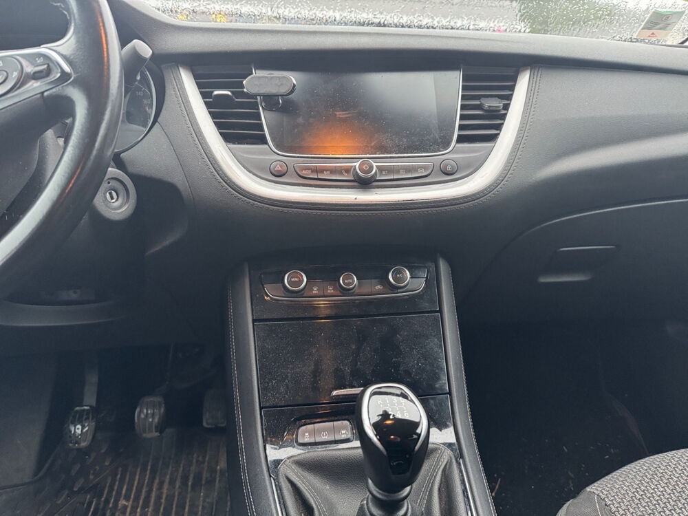 Grandland x Grandland X 1.5 Diesel 130 ch Edition Business 2019 occasion 13600 LA CIOTAT