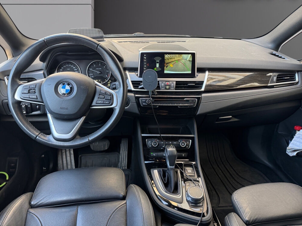 Serie 2 Active Tourer 216d 116 ch Luxury A 2018 occasion 13600 LA CIOTAT
