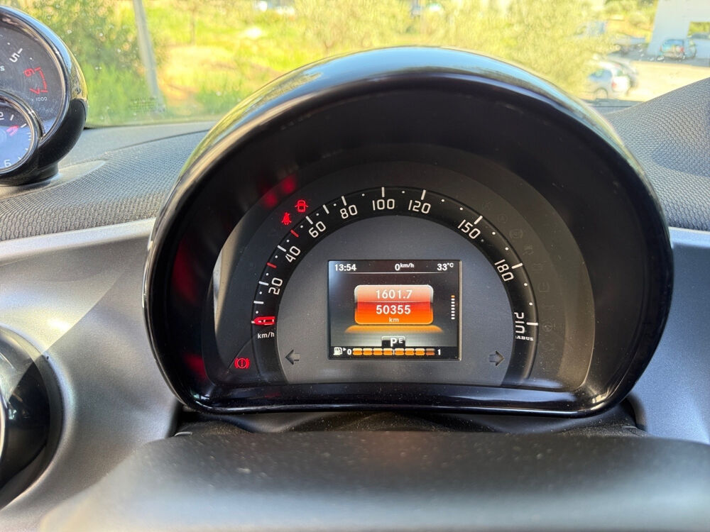 ForTwo Fortwo Coup&eacute; 0.9 109 ch S&S A Brabus 2016 occasion 13600 LA CIOTAT
