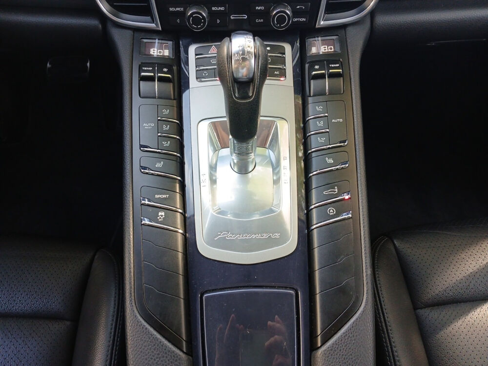 Panamera V6 3.6 300 PDK 2010 occasion 13600 LA CIOTAT