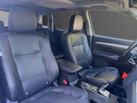 Outlander 2.0 i - 16 V TURBO HYBRID INSTYLE 2014 occasion 13600 LA CIOTAT