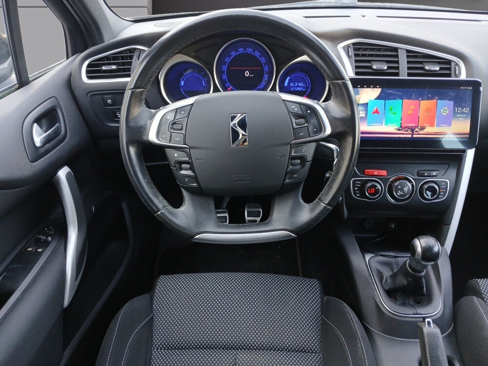 DS4 VTi 120 Chic 2012 occasion 13600 LA CIOTAT