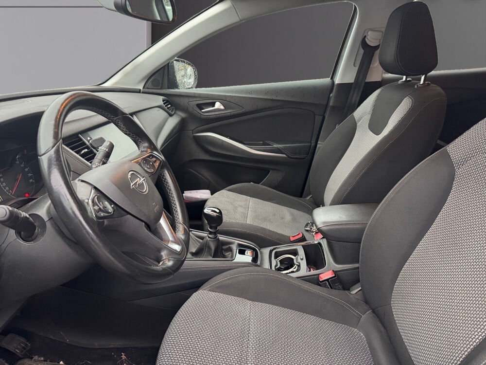 Grandland x Grandland X 1.5 Diesel 130 ch Edition Business 2019 occasion 13600 LA CIOTAT