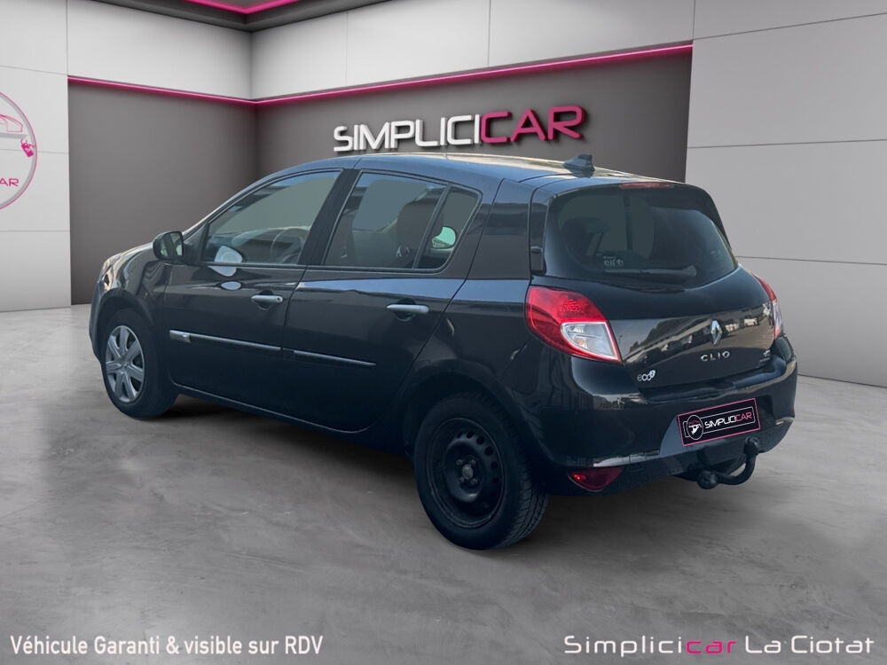 Clio III dCi 90 eco2 Expression Clim 2011 occasion 13600 LA CIOTAT