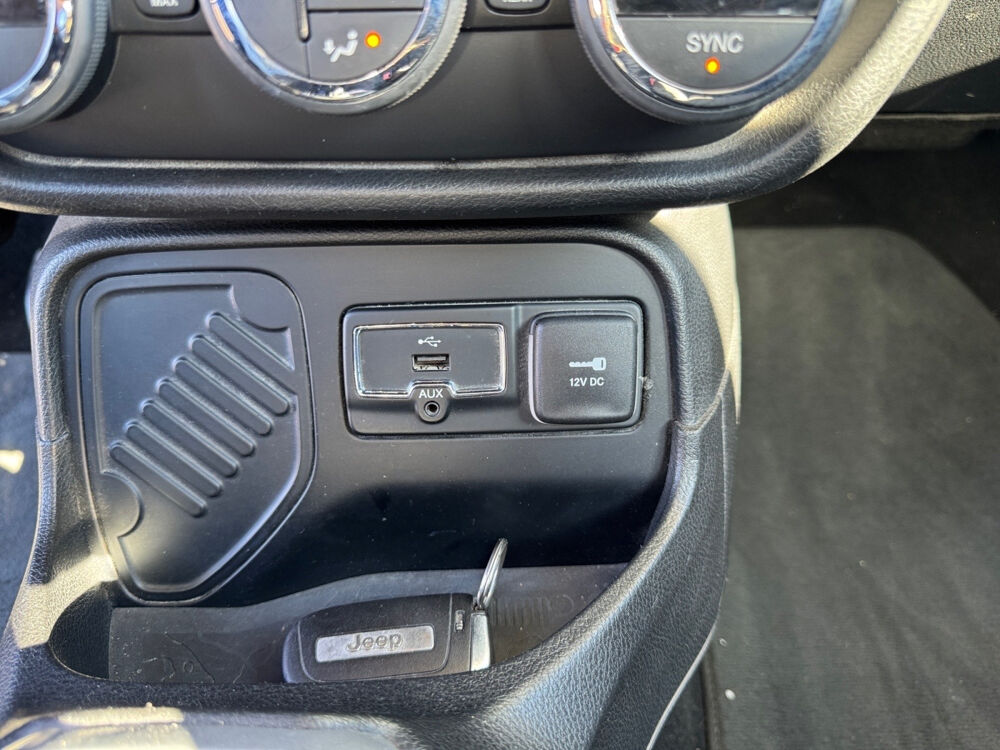 Renegade 1.4 I MultiAir S&S 140 ch Longitude 2015 occasion 13600 LA CIOTAT