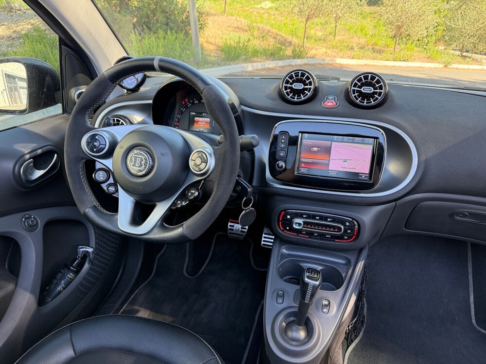 ForTwo Fortwo Coup&eacute; 0.9 109 ch S&S A Brabus 2016 occasion 13600 LA CIOTAT