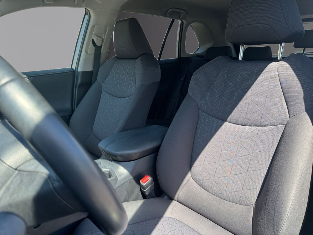 RAV 4 RAV4 Hybride 218 ch 2WD Dynamic 2021 occasion 13600 LA CIOTAT