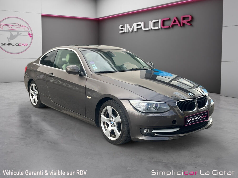 S&eacute;rie 3 Coup&eacute; 320i 170ch Luxe Steptronic A 2011 occasion 13600 LA CIOTAT