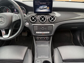Classe GLA GLA 200 d 7-G DCT Starlight Edition 2019 occasion 77400 Lagny-sur-Marne