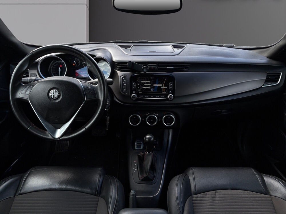 Giulietta 2.0 JTDm 175 ch S&S Trofeo TCT 2015 occasion 77400 Lagny-sur-Marne