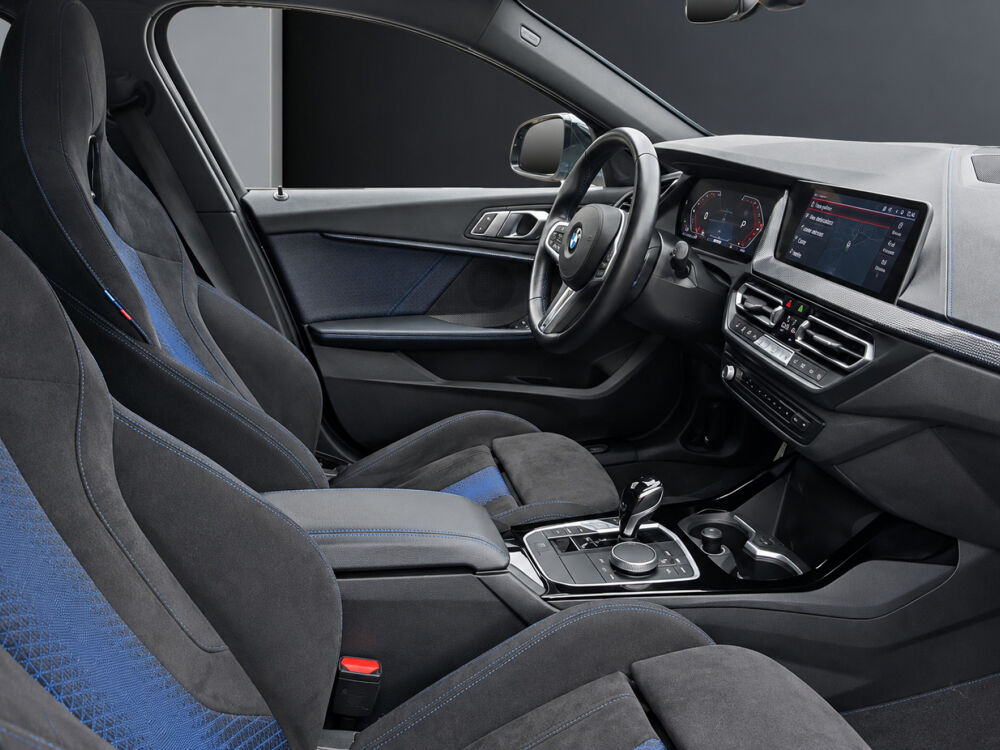 S&eacute;rie 1 118i 136 ch DKG7 M Sport 2021 occasion 77400 Lagny-sur-Marne