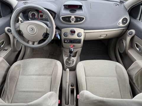 Clio III Clio 1.5 dCi 105 Luxe Privil&egrave;ge 2005 occasion 77400 Lagny-sur-Marne