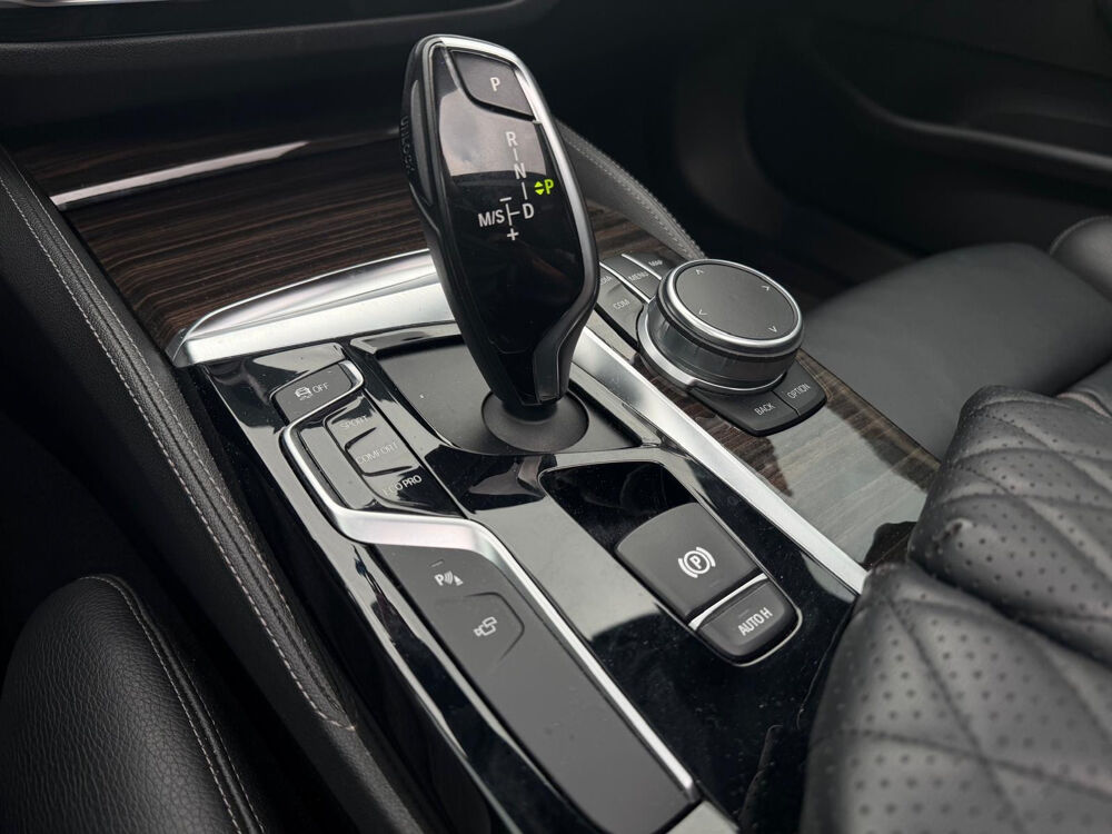 S&eacute;rie 5 520d xDrive 190 ch BVA8 Luxury 2018 occasion 77400 Lagny-sur-Marne