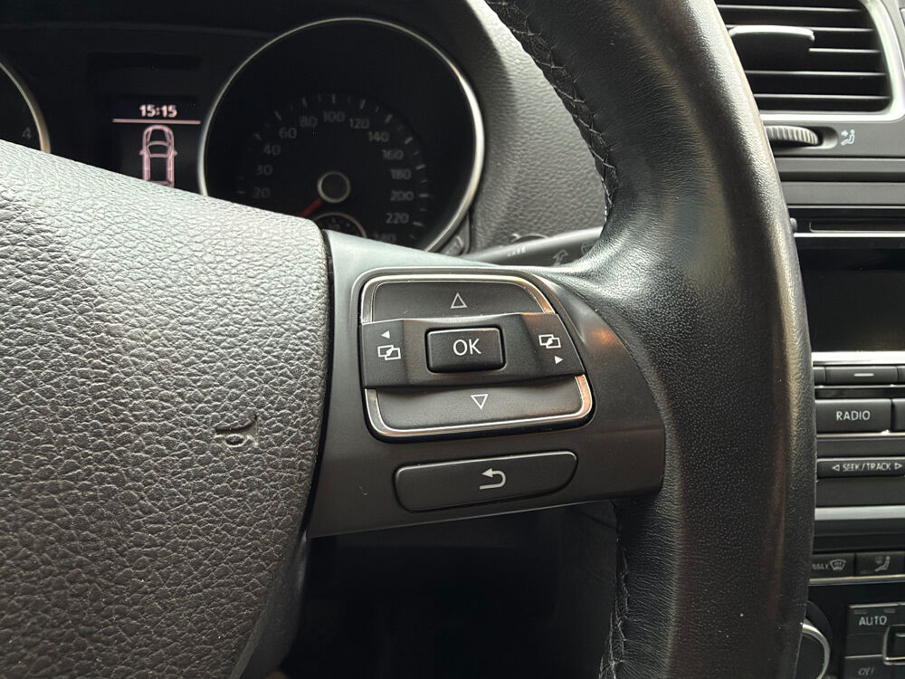 Golf 1.6 TDI 105 BlueMotion Technology FAP Confortline DSG7 2013 occasion 77400 Lagny-sur-Marne