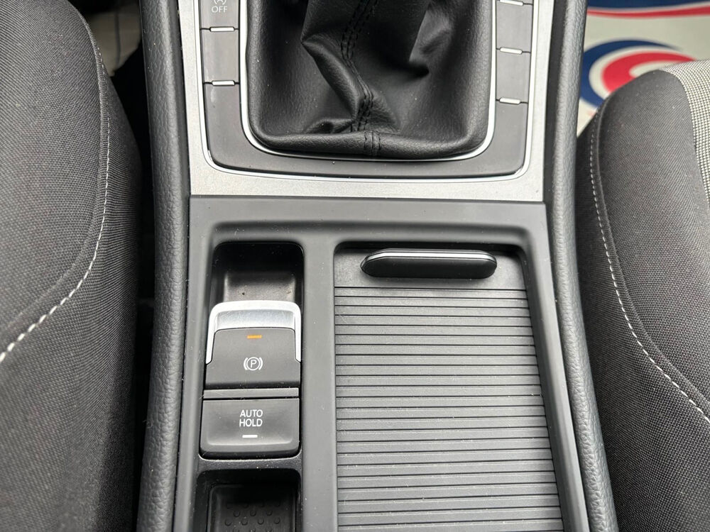 Golf SW 1.6 TDI 105 BlueMotion Technology Confortline 2014 occasion 77400 Lagny-sur-Marne