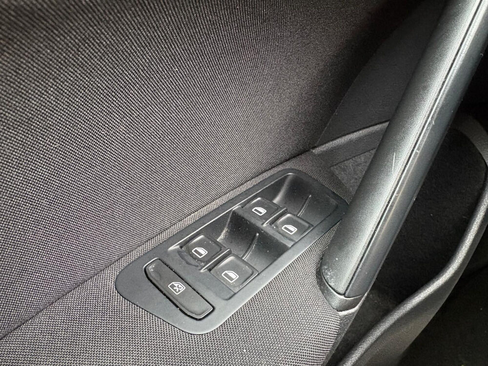 Golf SW 1.6 TDI 105 BlueMotion Technology Confortline 2014 occasion 77400 Lagny-sur-Marne