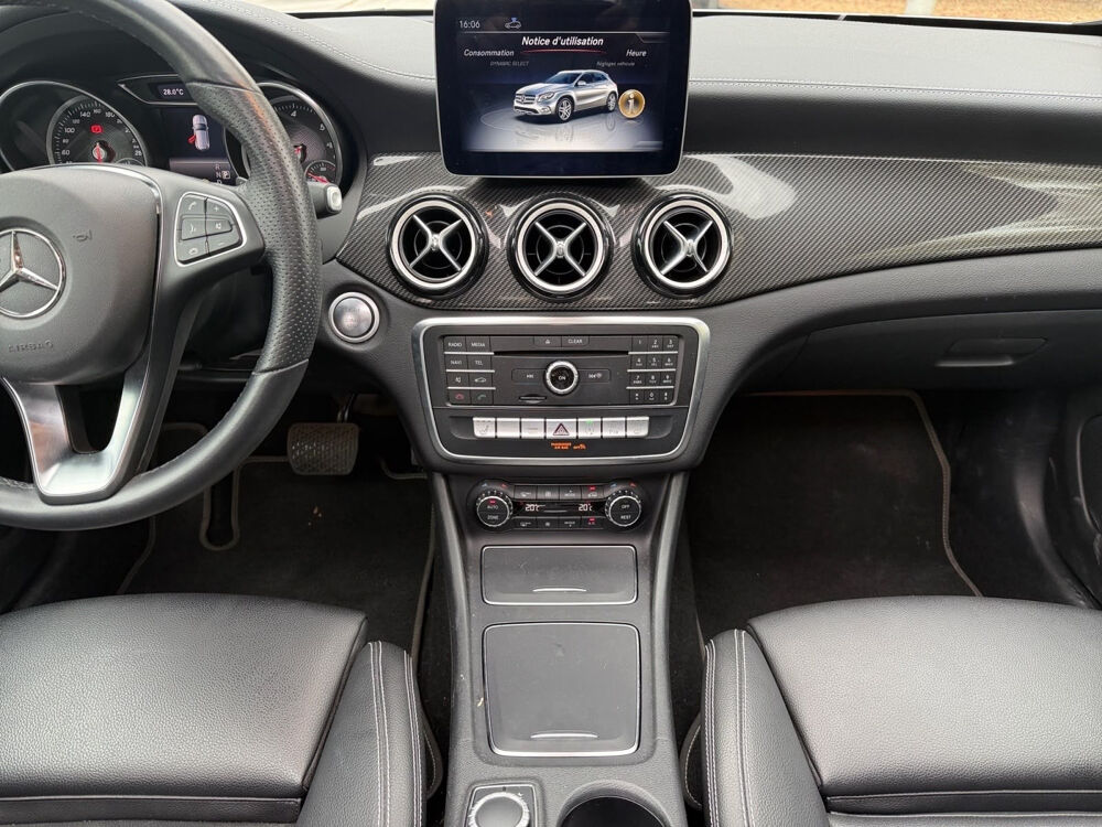 Classe GLA GLA 200 d 7-G DCT Starlight Edition 2019 occasion 77400 Lagny-sur-Marne