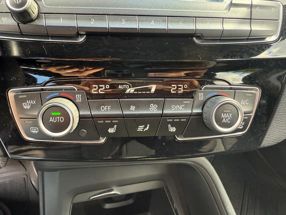 X1 xDrive 18d 150 ch BVA8 Lounge 2017 occasion 77400 Lagny-sur-Marne