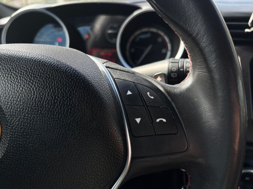 Giulietta 2.0 JTDm 175 ch S&S Trofeo TCT 2015 occasion 77400 Lagny-sur-Marne