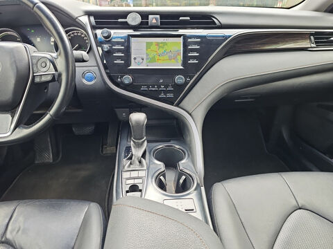 Camry Hybride Pro 218ch 2WD Dynamic Business 2021 occasion 77400 Lagny-sur-Marne