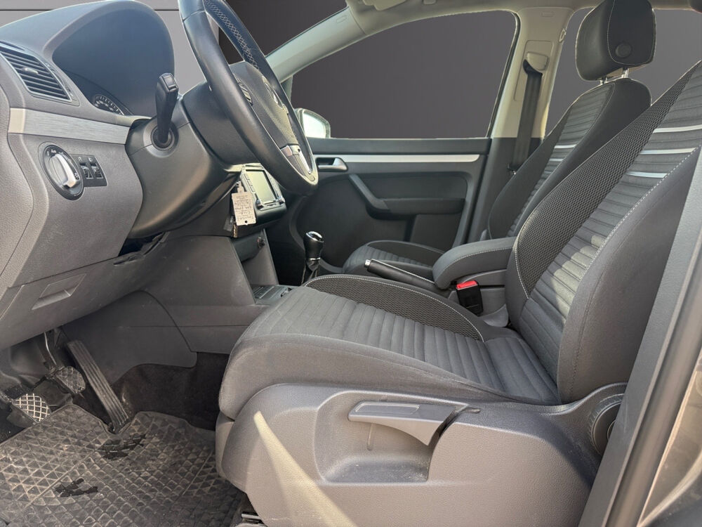 Touran 1.6 TDI 105 FAP Cup 2015 occasion 77400 Lagny-sur-Marne