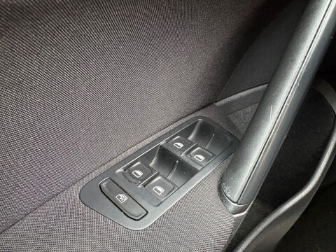 Golf SW 1.6 TDI 105 BlueMotion Technology Confortline 2014 occasion 77400 Lagny-sur-Marne