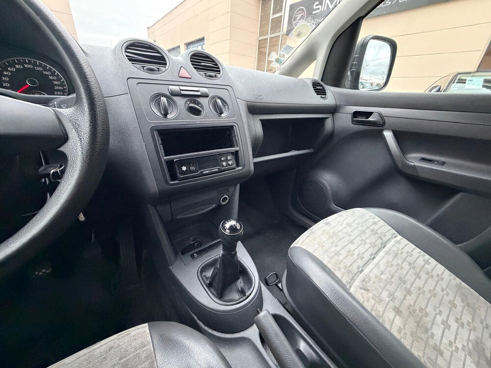 Caddy CADDY MAXI VAN 1.6 CR TDI 102 FAP 2012 occasion 77400 Lagny-sur-Marne
