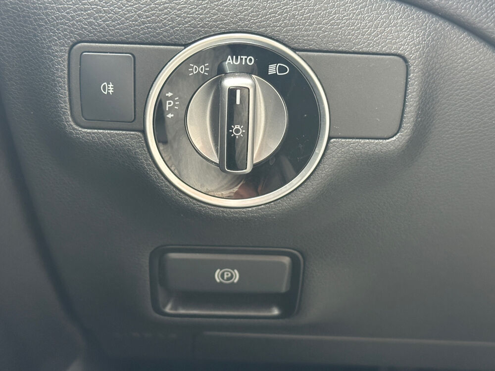 Classe GLA 200 d 4-Matic Intuition 7-G DCT A 2017 occasion 77400 Lagny-sur-Marne