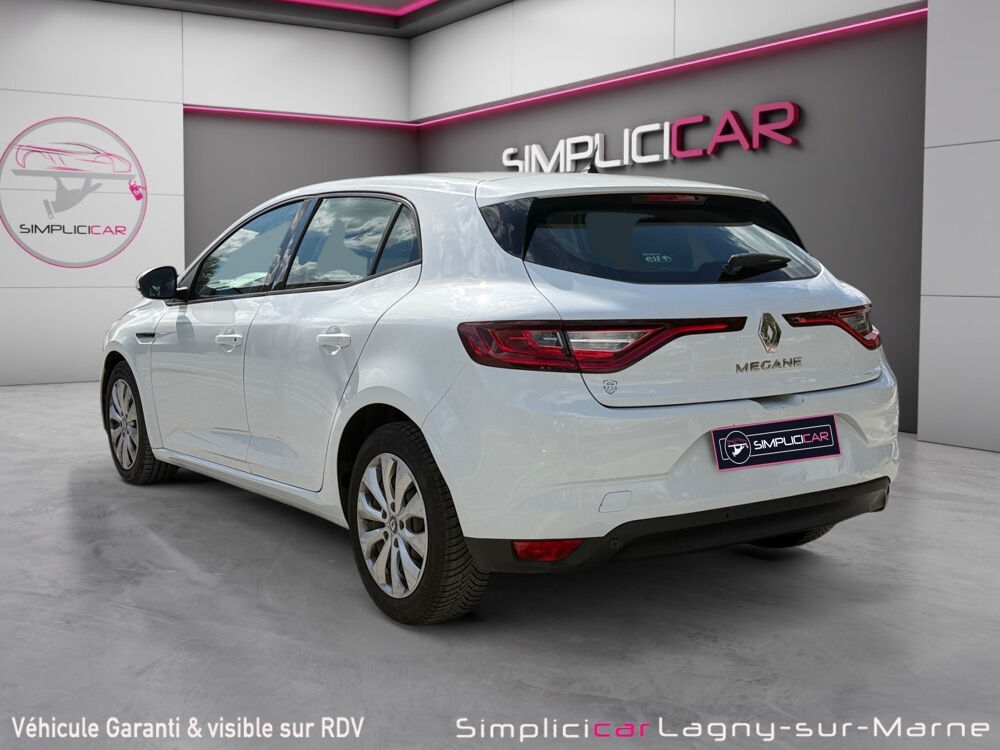 Megane IV M&eacute;gane IV Berline dCi 110 Energy Life 2017 occasion 77400 Lagny-sur-Marne